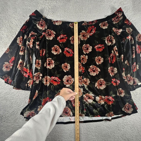 Torrid Off Shoulder Top Womens 4X Floral Velvet Burnout Bell Sleeves‎ Dark Fairy - Picture 8 of 12